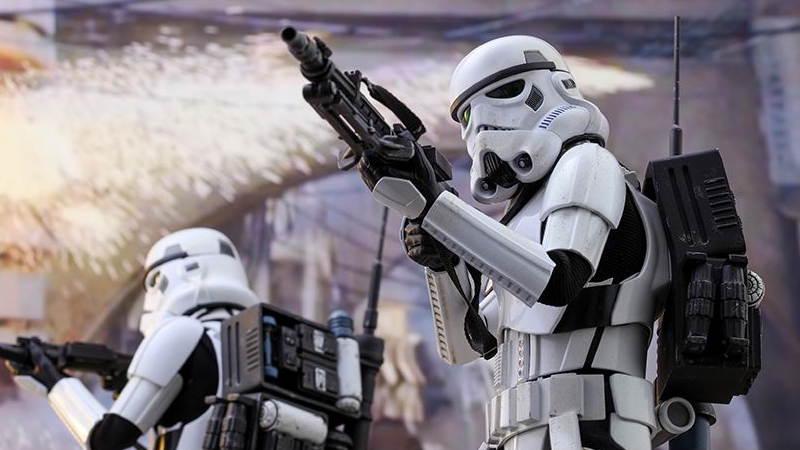 Illustration for article titled Hot Toys' New Rogue One Figures Are All About the Empire